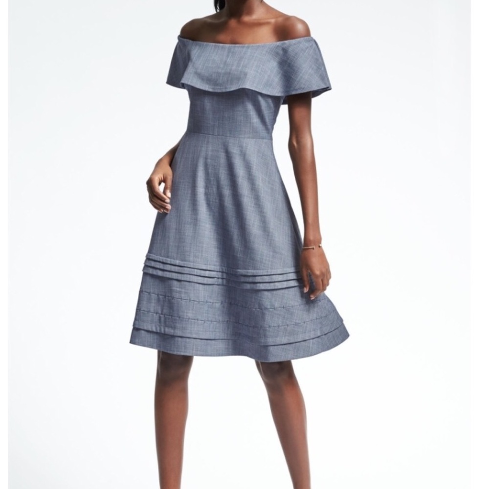 NWT Banana Republic Chambray Off-the-Shoulder Dress, Size 6